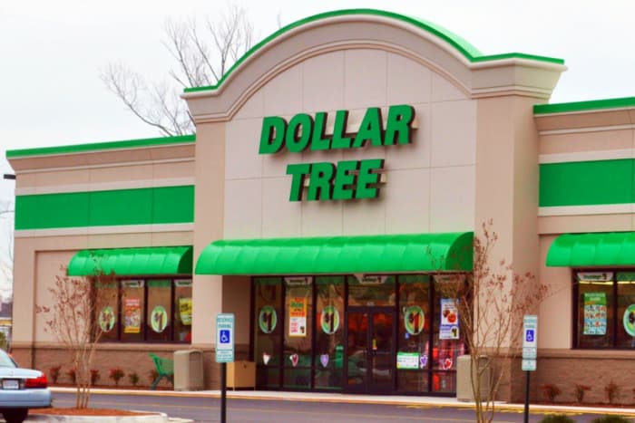 Does Dollar General Take Apple Pay In 2022? [ANSWERED]