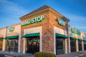 does wingstop accept apple pay